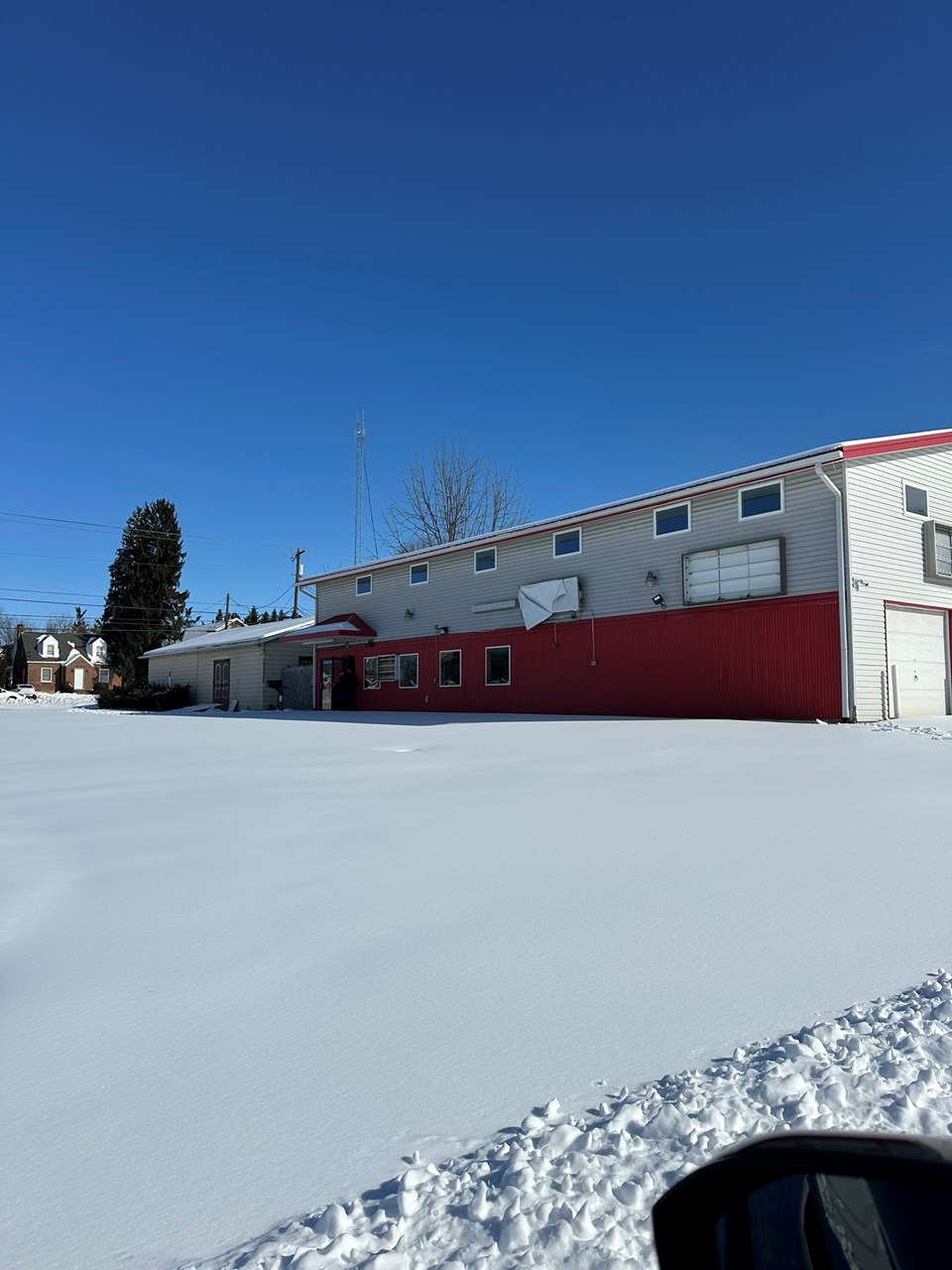 1758 Lincoln Way East